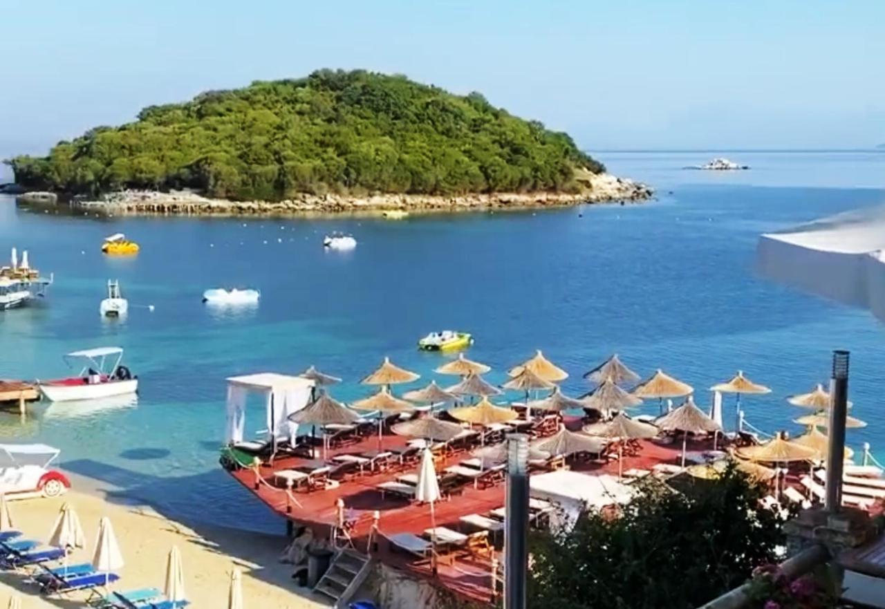 Luxury Holiday In Royal Apartment For King And Queen Sarande Exterior photo