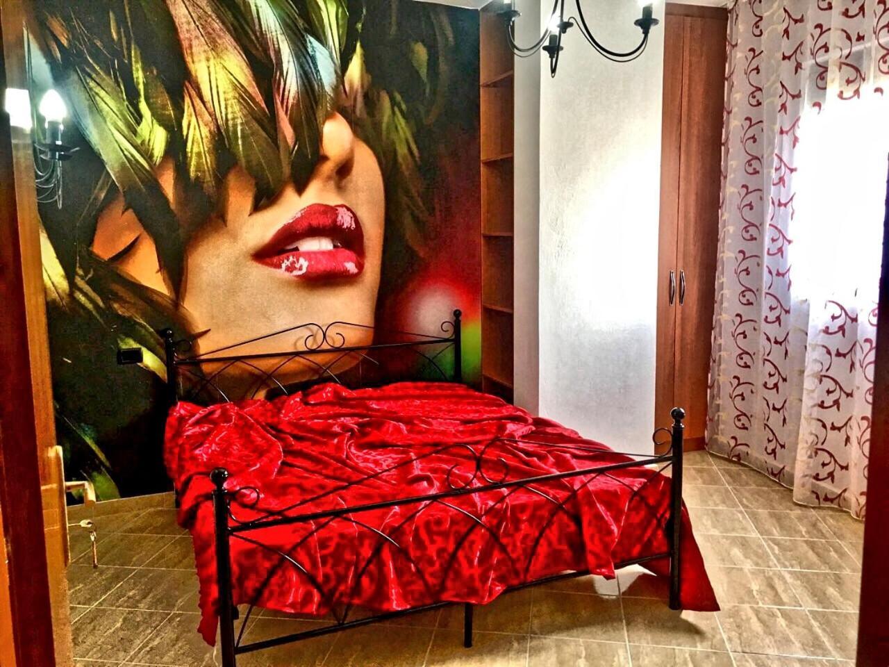 Luxury Holiday In Royal Apartment For King And Queen Sarande Exterior photo